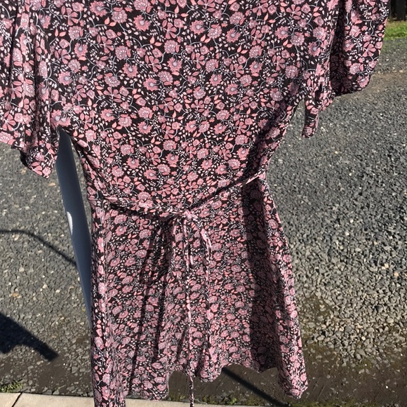 Beautiful Francesca’s Fit-and-Flare Dress - Picture 3 of 3